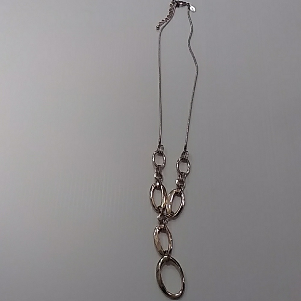 Long statement necklace gold